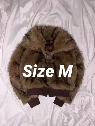 9090Leopard Faux Fur Short Blouson