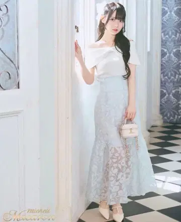 미셸 마카롱 시스루 머메이드 스커트