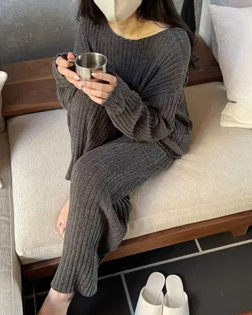 nairo 룸웨어 세트 (차콜 그레이) S 사이즈