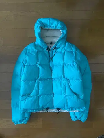 Cresent Down Works 풀오버 다운 자켓