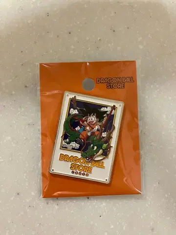드래곤볼 스토어 드래곤볼 핀 배지 손오공