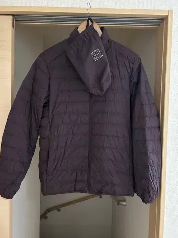 UNIQLO 유니클로 울트라 라이트 다운 자켓 M