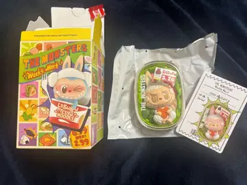 POPMART LABUBU wacky mart salad