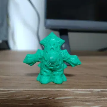 울트라맨 괴수 지우개 브리자드 그린