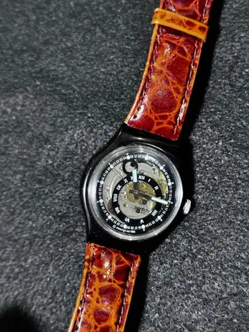 자동 와인딩 시계 스켈레톤 다이얼 브라운 가죽