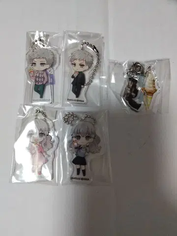 13기병방위권 아크릴 키링 세키가하라 에이 후유사카 이오리