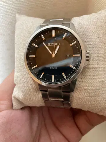 SEIKO 솔라 블랙 다이얼