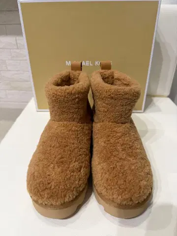 MICHAEL KORS WINNIE 부티