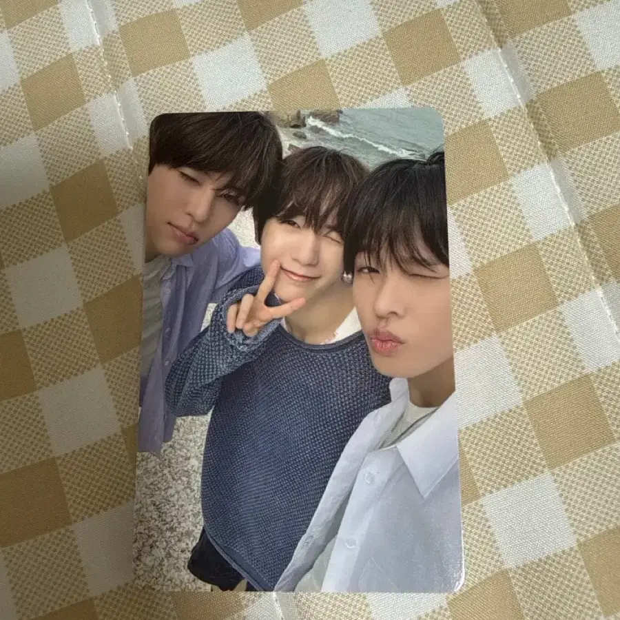 NCT | 엔시티 Nct Wish Color Photocard Surf Version Yuushi on