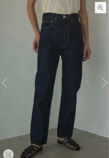 BLACK BY MOUSSY 다크 네이비 스트레이트 데님