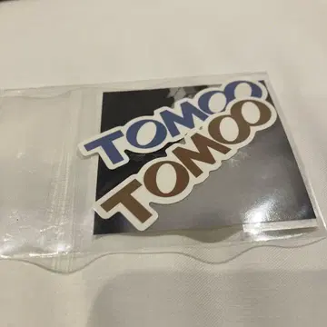 TOMOO 스티커와 전단지 1장