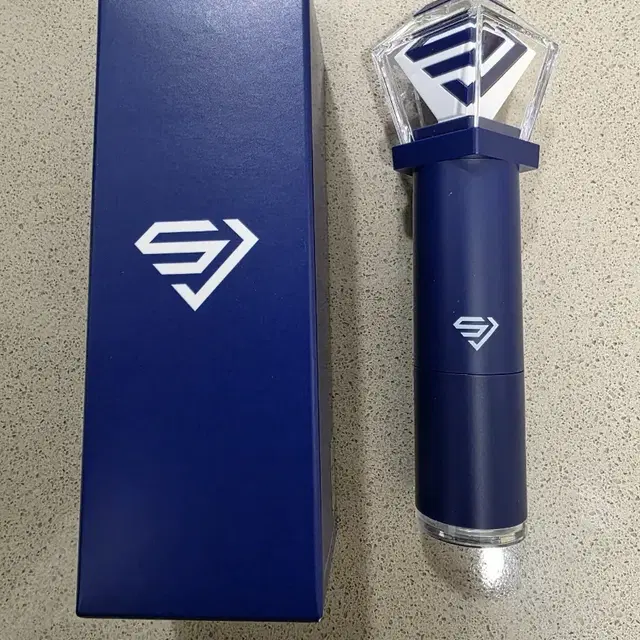 슈퍼주니어 응원봉 립밤 박스채 새상품