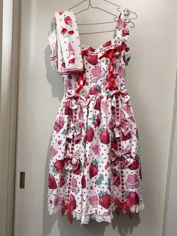 Fresh Strawberry DinerJSK+삭스