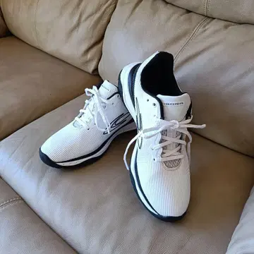 골프 신발 TIGORA 26cm 남성용 스파이크리스 US 8