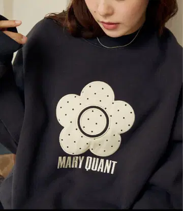 새상품 PUBLUX 마리콴트 맨투맨 마리콴트 트레이닝복