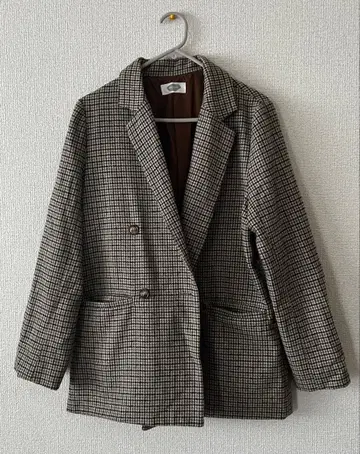 브라운 계열 체크 테일러드 자켓