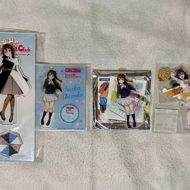 러브라이브 니지동 니지가사키 오사카 시즈쿠 아크릴스탠드