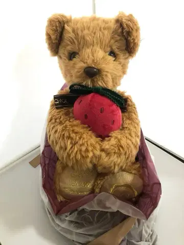 Q-pot 20주년 한정판 테디베어 스트로베리 곰 큐팟