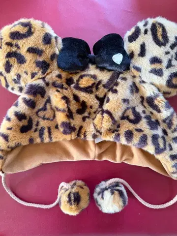 디즈니 레오파드 무늬 팬캡