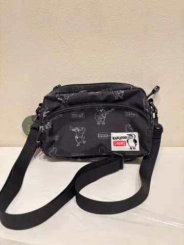 CHUMS 칸쟈니에이토 SUPER EIGHT 숄더백