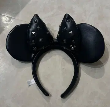 [ 초레어 ] 가죽 블랙 스터드 장식 미니 귀 머리띠