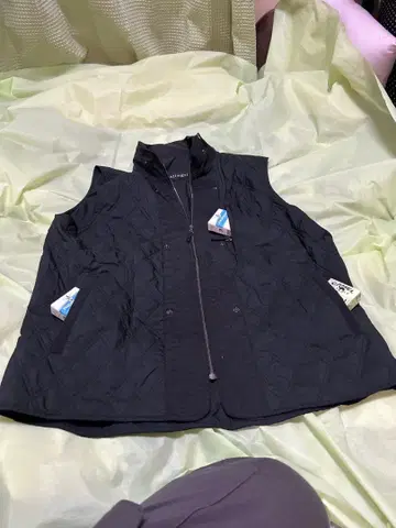 앙제, 파제로 블랙, 깃털 다운 코트, 미사용 새상품 사이즈 LL