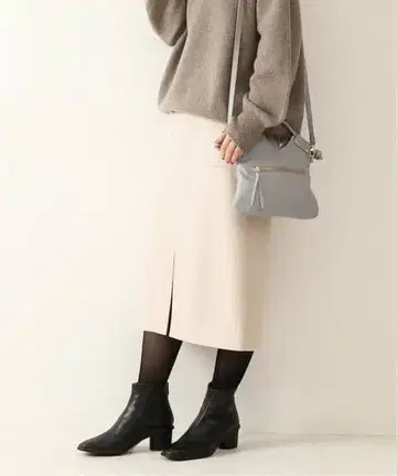 Spick & Span W 포켓 비버 타이트 스커트