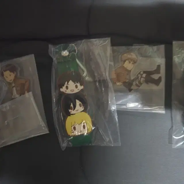 진격의 거인 아크릴 스탠드 / 키링 굿즈