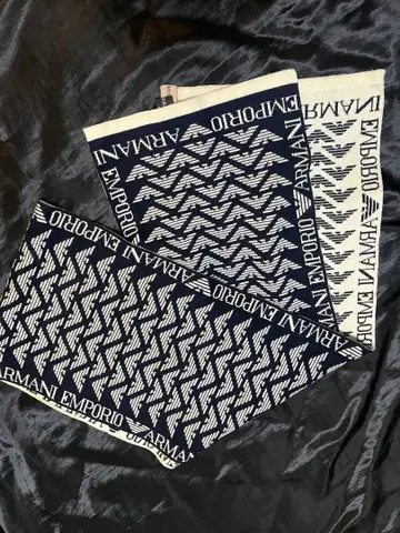 EMPORIO ARMANI 로고 머플러