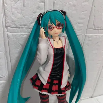 하츠네 미쿠 슈퍼 프리미엄 피규어 내추럴