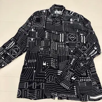 [ 최종 가격 ] CHALLENGER 셔츠 ML 사이즈