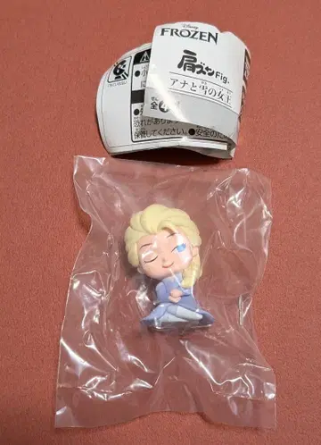 디즈니 어깨 쿵 Fig. 눈의 여왕 엘사