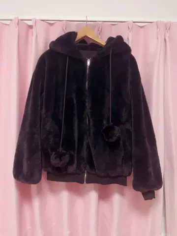 곰돌이 귀 복슬복슬 아우터 블랙