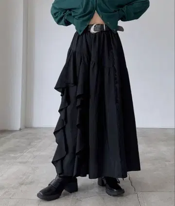 PAGE BOY 라인 프린지 캉캉 스커트/프릴 스커트