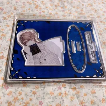 스우 아크릴 스탠드 뱀파이어 기사 원화전