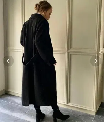 가슴 포켓 라지 칼라 롱 코트 블랙