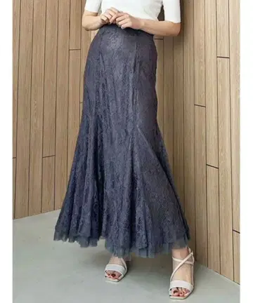 레이스 플레어 롱 스커트 다크 그레이
