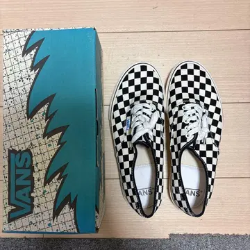 VANS 체커 패턴 스니커즈