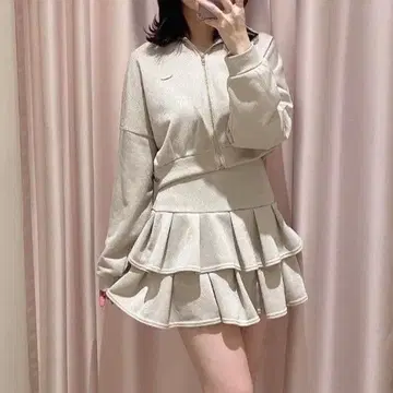 MAJESTIC LEGON 맨투맨 셋업 후드티 프릴 스커트