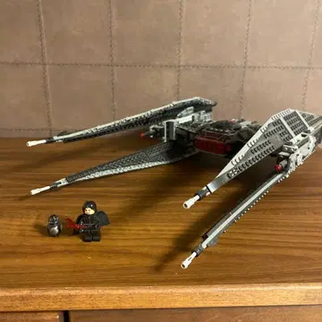LEGO TIE 파이터 카일로 렌 미니 피규어 포함