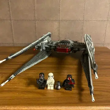 LEGO TIE 파이터 카일로 렌 미니 피규어 포함