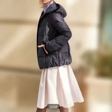 TOCCA 블랙 후드 부착 다운 자켓 4