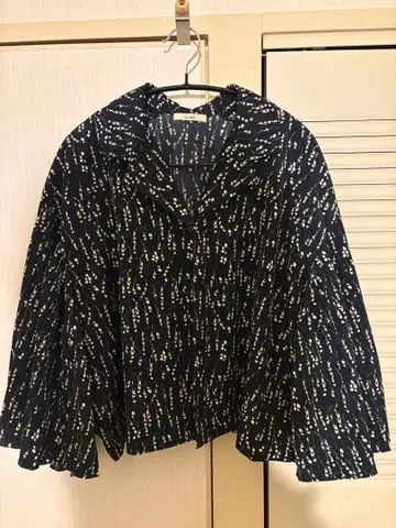 CLANE 클라네 세이지 플라워 블라우스