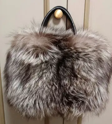 [ UPCYCLE x FUR - ] 퍼 백 브라운 계열 10,000엔
