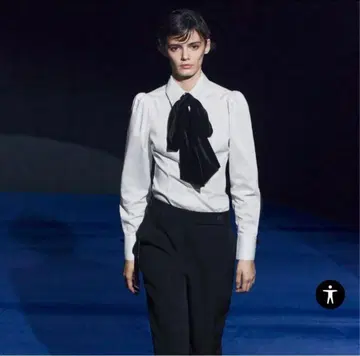 ZARA 벨벳 리본 셔츠