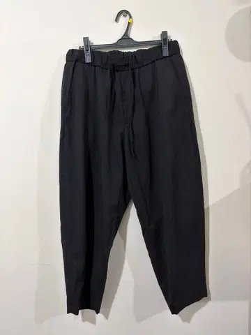 WILD LIFE TAILOR 울 이지 팬츠 슬랙스 블랙