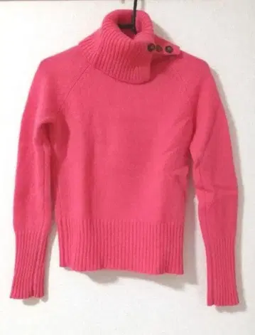 베네통 터틀넥 스웨터