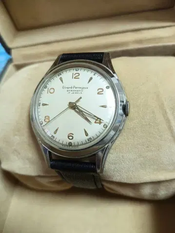 지라드 페리고 자이로매틱 자동 와인딩 손목시계