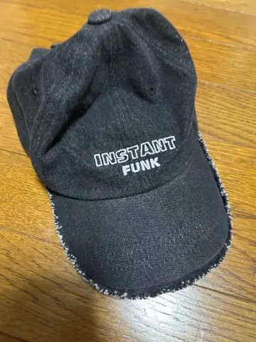 INSTANT FUNK 캡