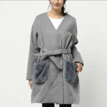 후즈 후 치코 포켓 퍼 코트 그레이